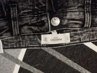 Vaqueros grises y negros