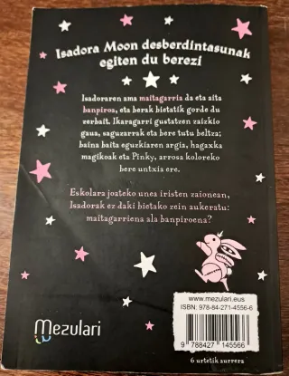 Isadora Moon. Eskolara doa.  Endredoak sortzen