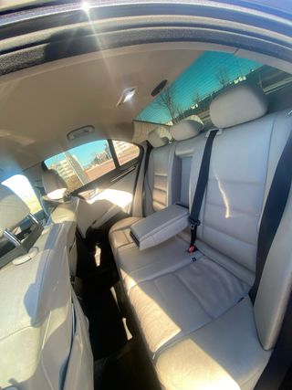 Mercedes-Benz w204 c230