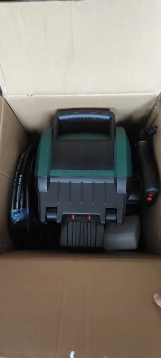 Idropulitrice Bosch Universal Aquatak 125