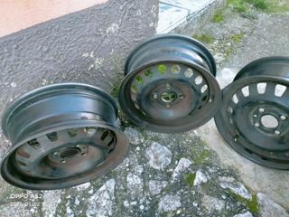 4 Cerchi in Lega 14 Pollici 4 Fori