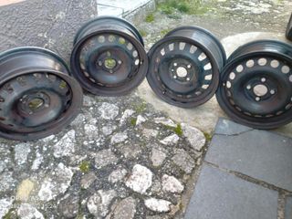 4 Cerchi in Lega 14 Pollici 4 Fori