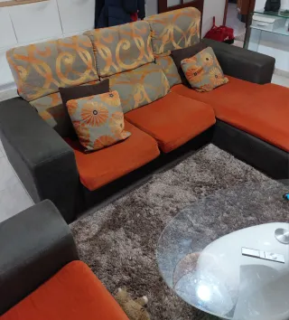 Sofá Chaiselongue Marrón y Naranja