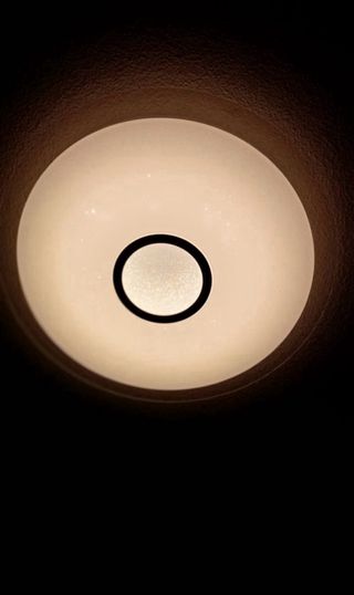 Lámpara LED moderna