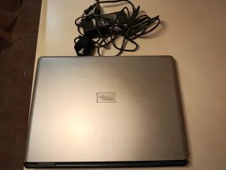 Portátil Fujitsu Siemens Amilo 2007