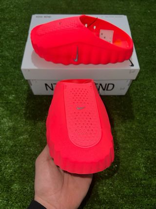 Nike Mind 001 Solar Red 39