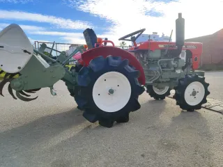 Tractor Yanmar YM 1300D