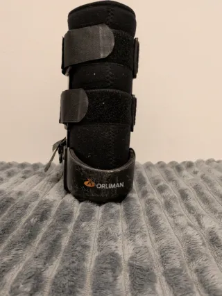 Bota ortopédica negra