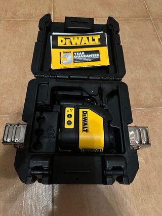 Nivel Láser Dewalt Cruz Roja Nuevo, maletín pinza