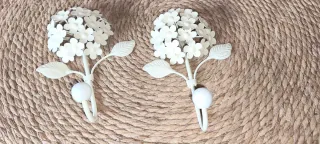 2 Perchas Flor Forja Blanco Roto