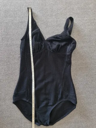 Bañador negro mujer