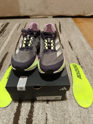 Adidas Adizero Boston 12 (Talla 43 .5)