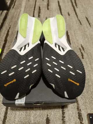 Adidas Adizero Boston 12 (Talla 43 .5)