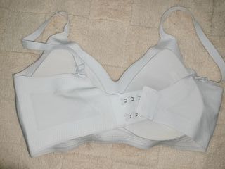 Sujetador cómodo blanco nuevo