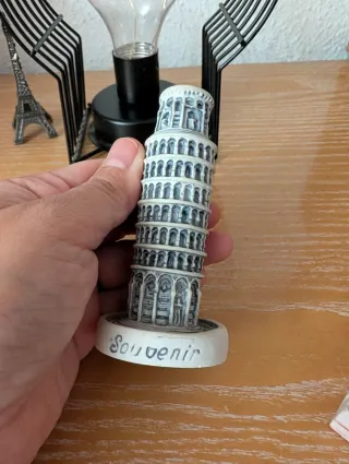 Souvenirs y Decoraciones Varias París Pisa Florenc