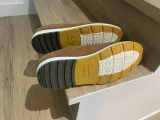 Zapatos Dustin marrones