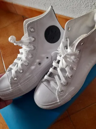 Converse Blancas