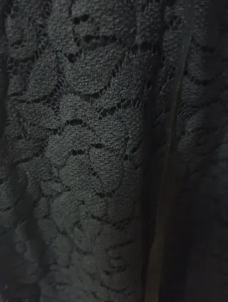 Vestido negro encaje