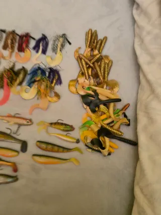 Lote señuelos pesca lucio