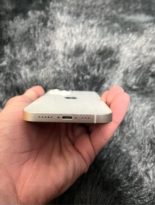 iPhone 14 128GB Blanco + Funda