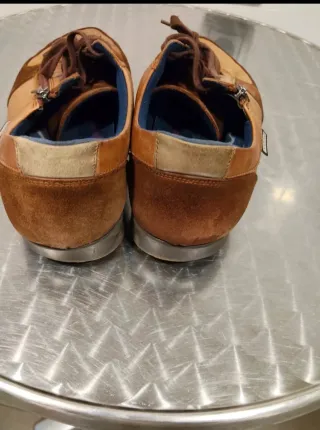 Pikolinos Zapatos Cuero Cordones Cremas