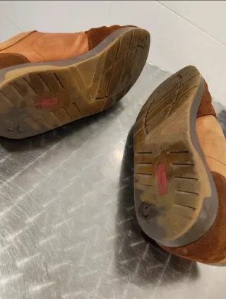 Pikolinos Zapatos Cuero Cordones Cremas