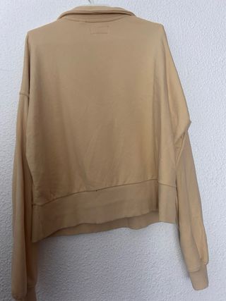 Sudadera estilo polo amarilla