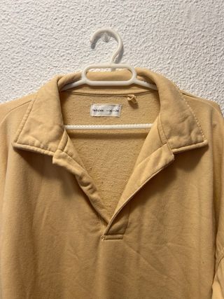 Sudadera estilo polo amarilla