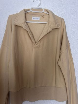 Sudadera estilo polo amarilla