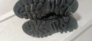 Palladium Scarpe Verdi e Nere