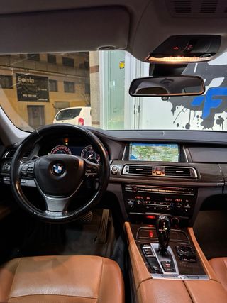BMW F02 730d 🟡 258cv STEPTRONIC 8v NACIONAL TECHO