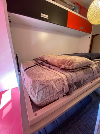 Muebles habitación: Escritorio, Sofá Cama