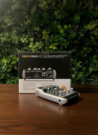 Behringer Xenyx Q502USB Mixer