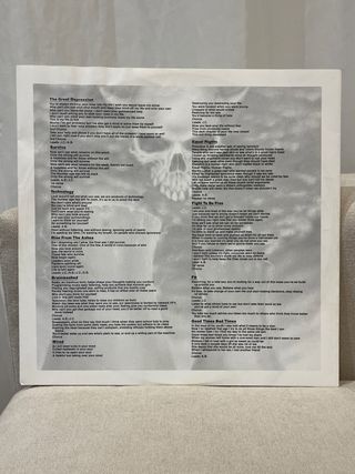 Vinilo de Nuclear “Assault Survive”