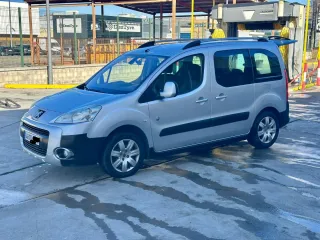 Peugeot Partner 2012
