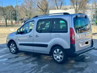 Peugeot Partner 2012