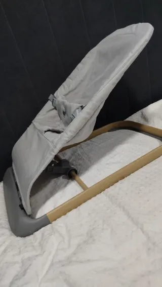 Hamaca bebé ergonómica gris