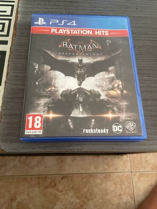 PS4 seminueva, 2 mandos y 9 juegos