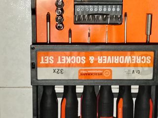 Juego de 32 Destornilladores y Puntas