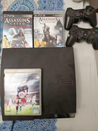 Consola PS3 Negra + 3 Juegos + 2 Mandos