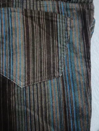 Pantalón Zara acampanado pana rayas T.38