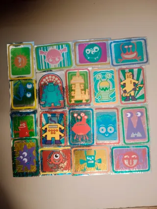 Cromos Monstruos S.A.  ( De la letra A a la R )