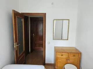 Alquiler de habitación solo para mujeres