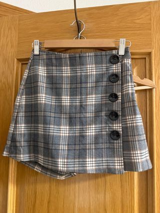 Falda pantalón cuadros botones