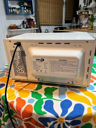 Microondas Saivod 20L