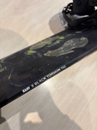 Tabla Snow Easy Black Torsion 152 Fijaciones Union