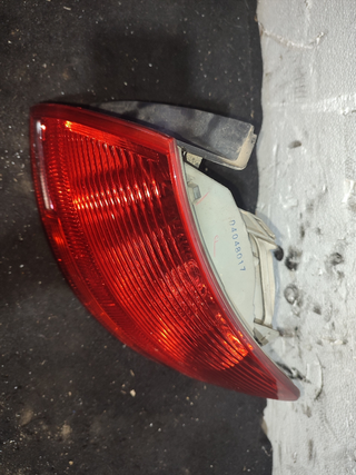 PILOTO TRASERO DERECHO AUDI A4 AVANT (8E) 1.9