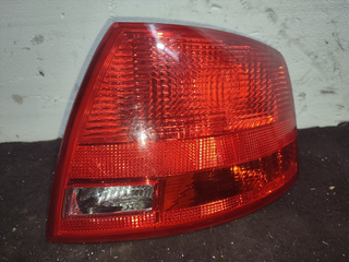 PILOTO TRASERO DERECHO AUDI A4 AVANT (8E) 1.9