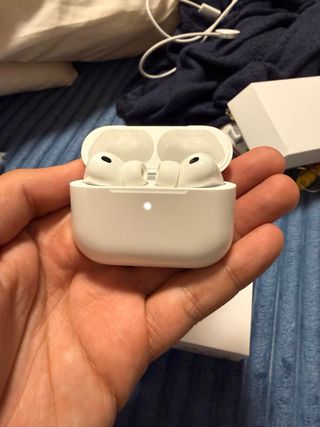 iPhone 16 Pro Max + AirPods Pro + Apple Watch