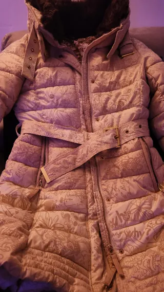 Chaqueta Desigual Beige con Estampado